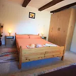 Kuca Lovreno Holiday home *